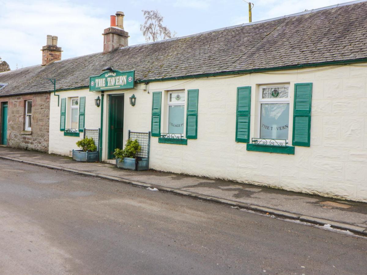 Cabin At The Tavern Villa Blairgowrie and Rattray Bagian luar foto