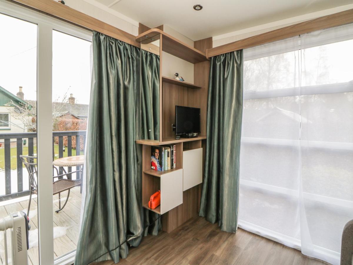 Cabin At The Tavern Villa Blairgowrie and Rattray Bagian luar foto
